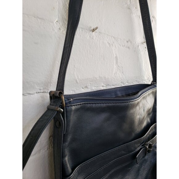 Dark Blue Leather Shoulder Bag with front Buckle and Pouch Vintage Leather Purse - Picture 9 of 10